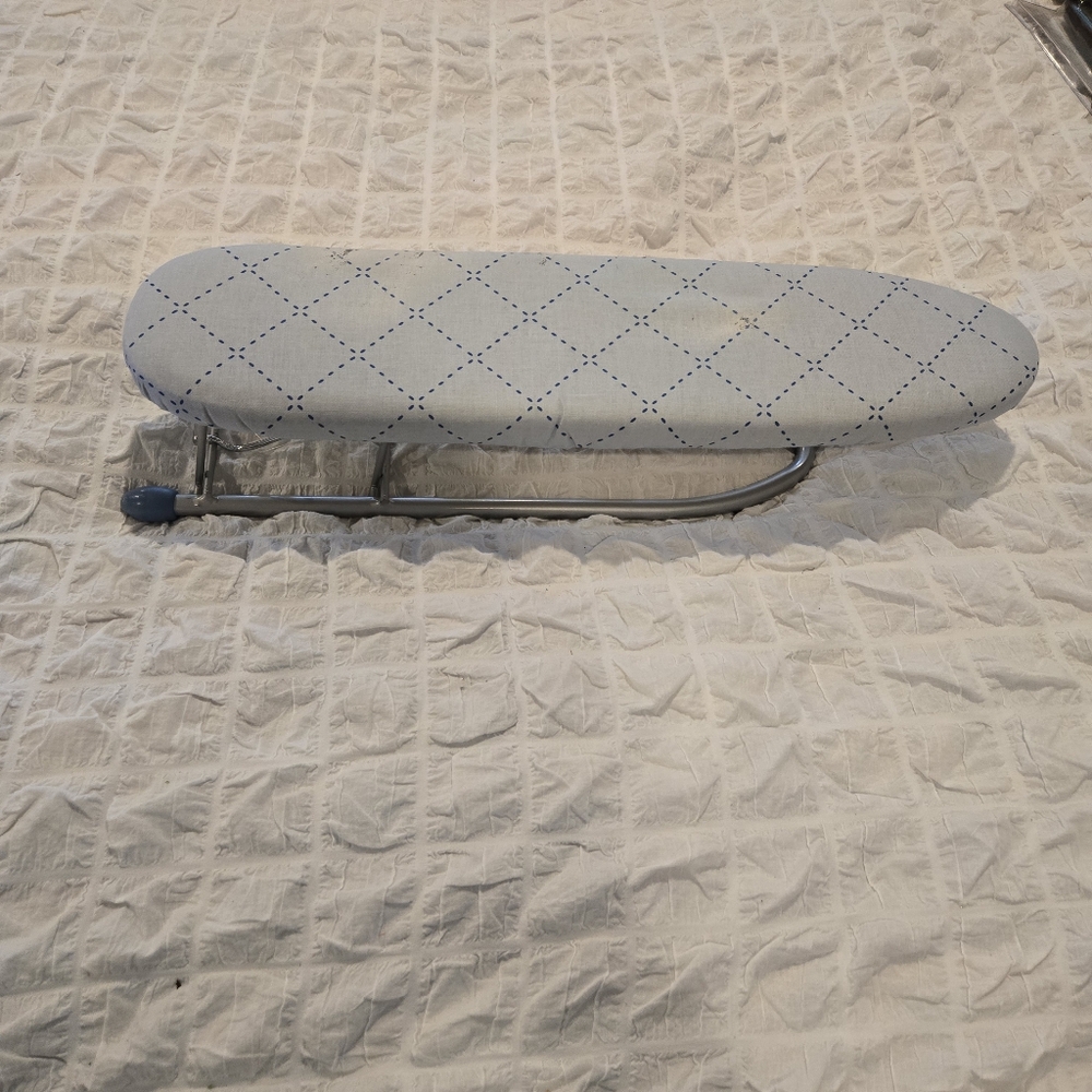 Travel Ironing Board – Compact & Lightweight